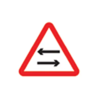 UAE road sign: Two-way traffic crosses one-way road